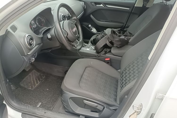 Audi A3 2017 car image #15