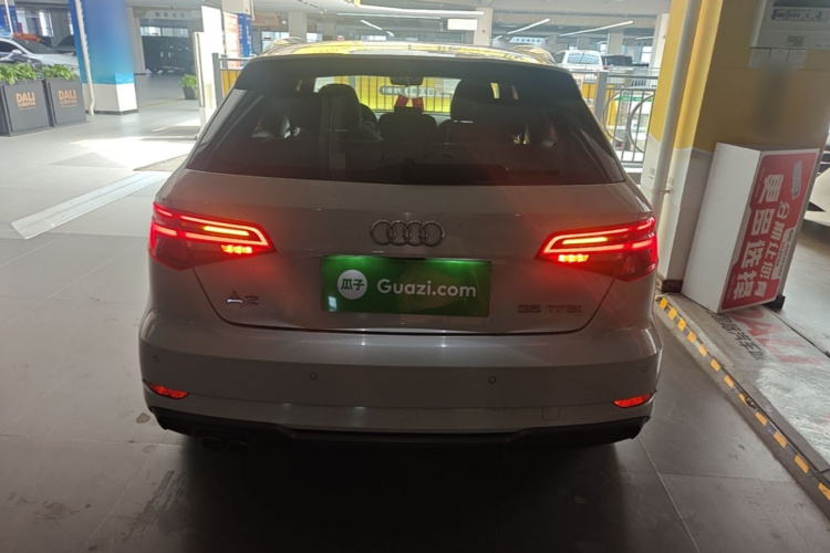 Audi A3 2017 car image #6