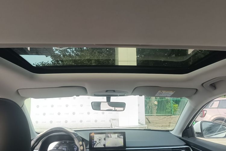 GEELY Emgrand 2021 #20 GEELY Emgrand 2021 car image #20