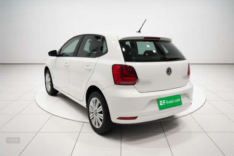 Volkswagen Polo 2017 car image #5