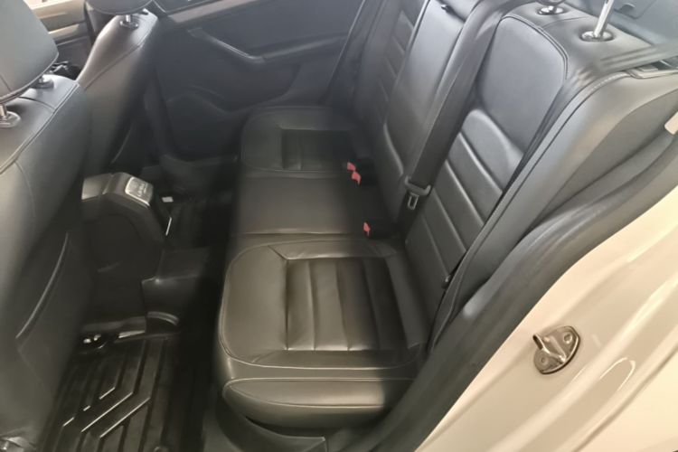 Volkswagen Lavida 2017 car image #17
