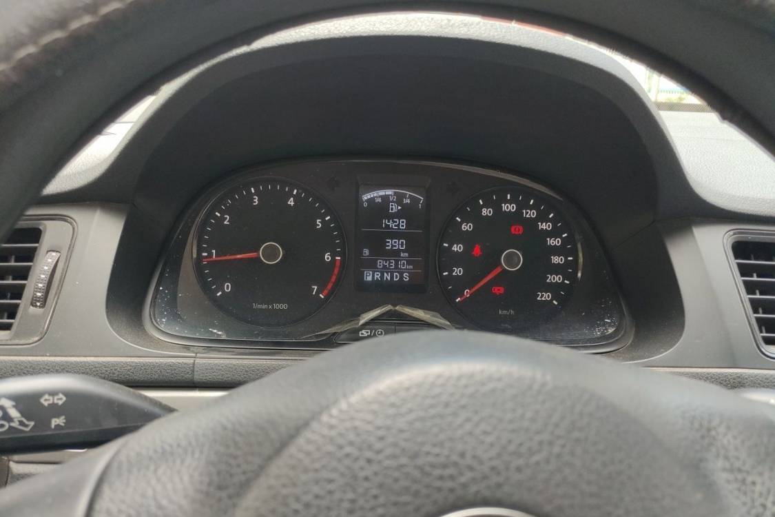 Volkswagen Lavida 2012 car image #26