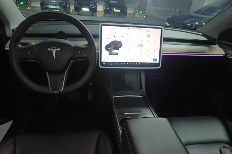 Tesla Model Y 2021 #10 Tesla Model Y 2021 immagine di auto #10