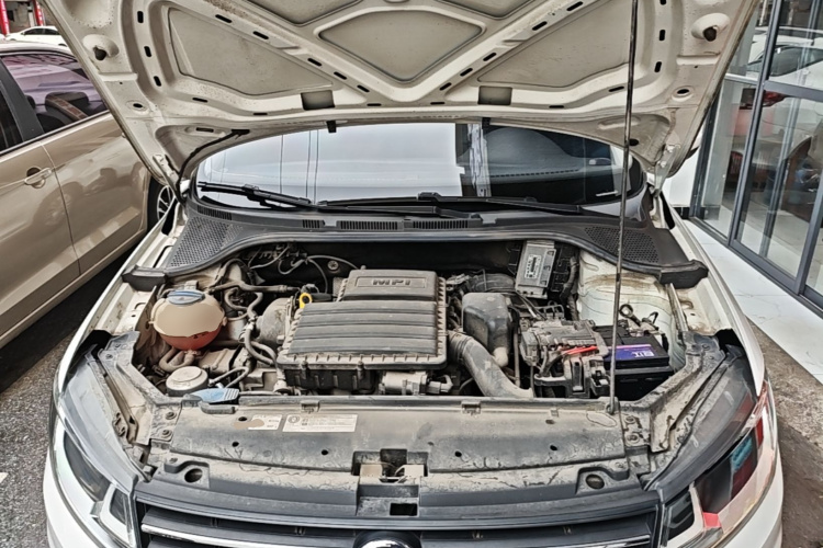 Volkswagen Santana 2020 immagine di auto #20