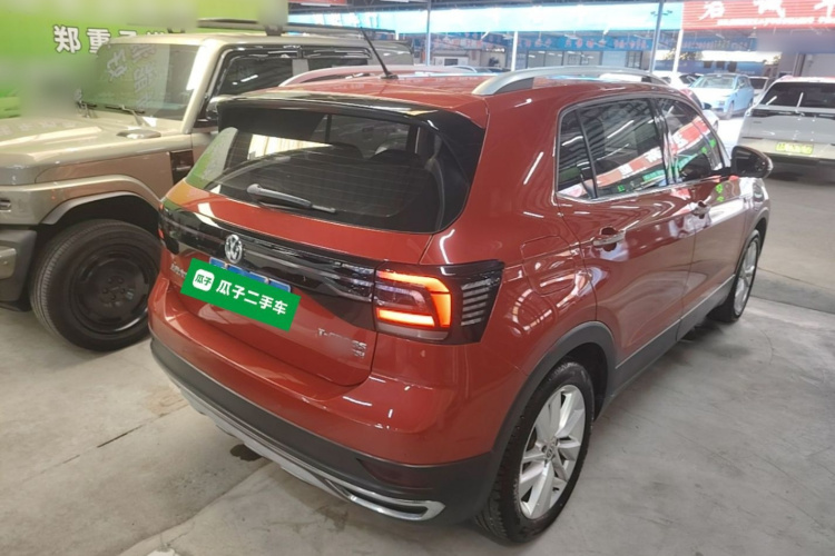 Volkswagen T-Cross 2020 car image #7