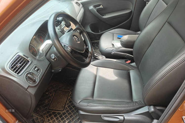 Volkswagen Polo 2016 صورة سيارة #17