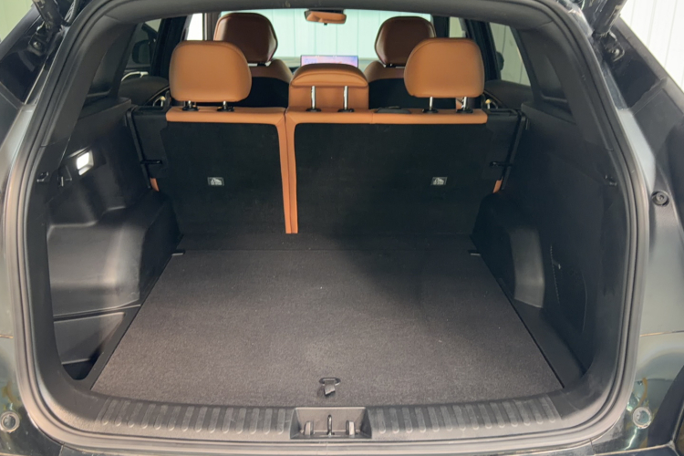 GEELY Boyue L 2026 صورة سيارة #21