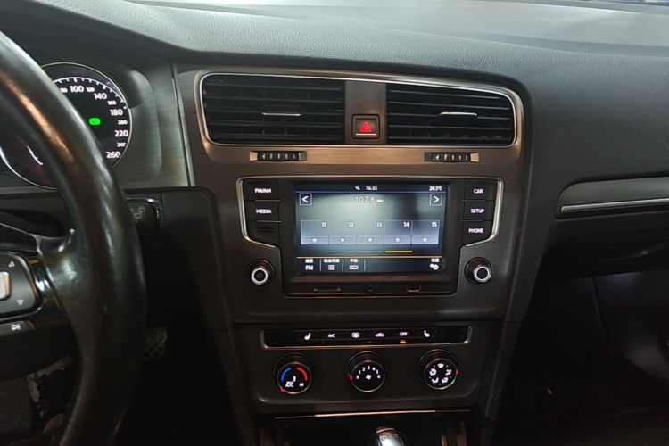 Volkswagen Golf 2016 #13 Volkswagen Golf 2016 car image #13