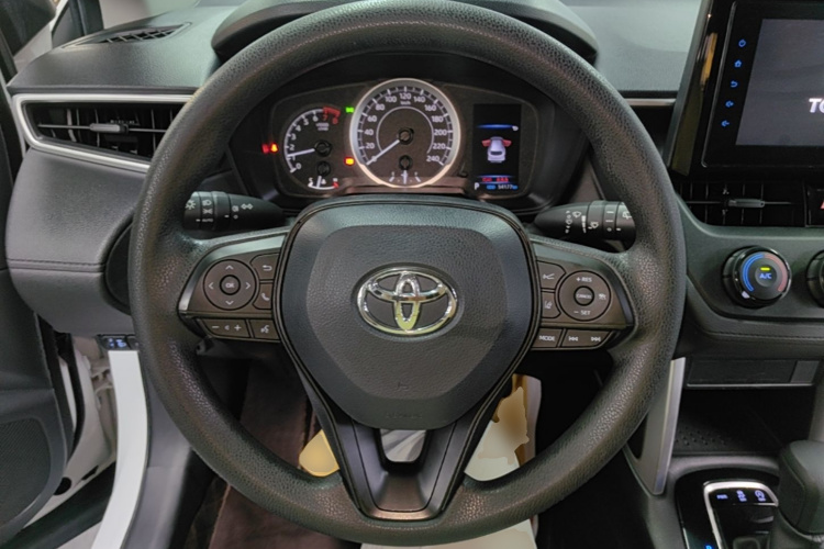 Toyota Corolla Cross 2022 #15 Toyota Corolla Cross 2022 car image #15
