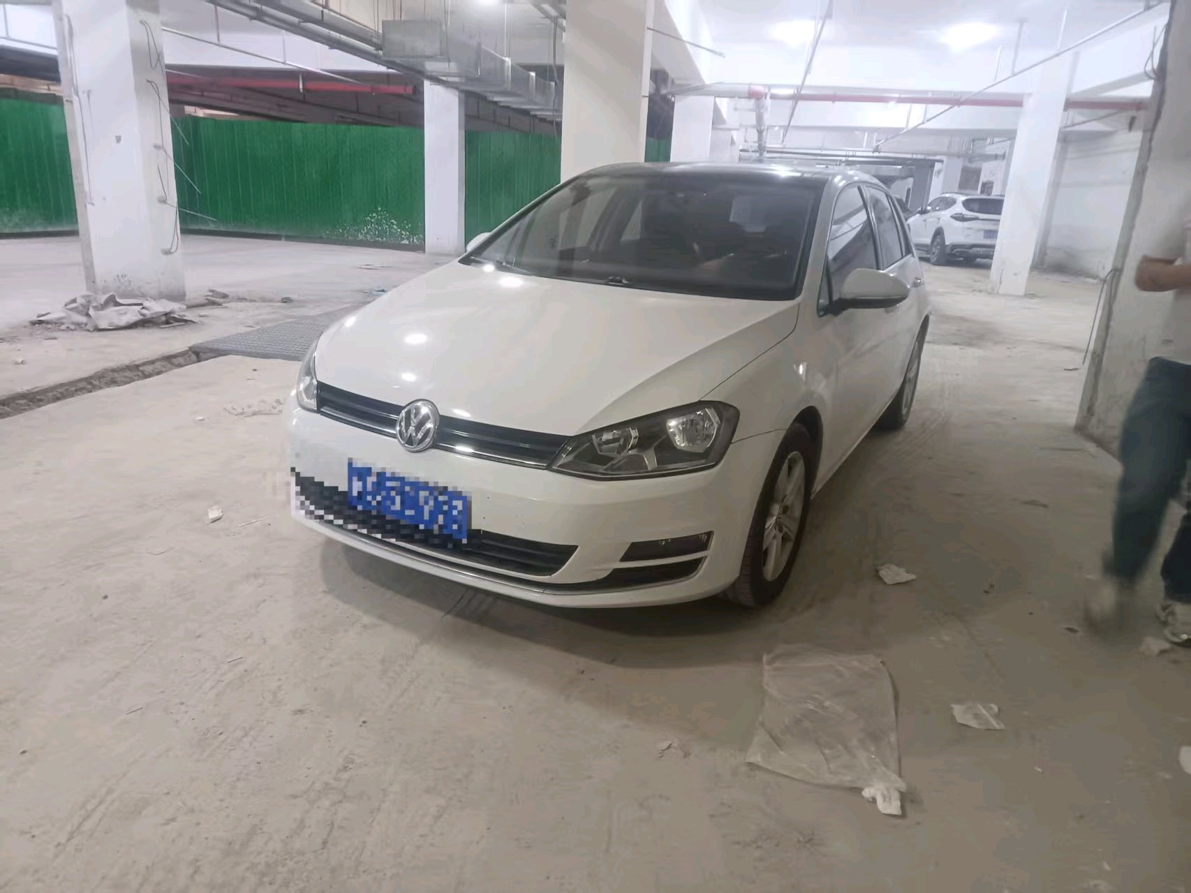 2017 2017 car image