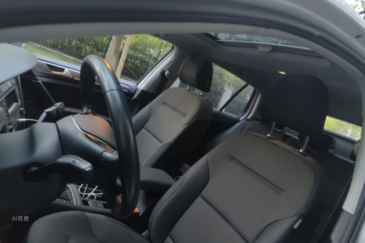 Volkswagen Golf 2015 car image #17