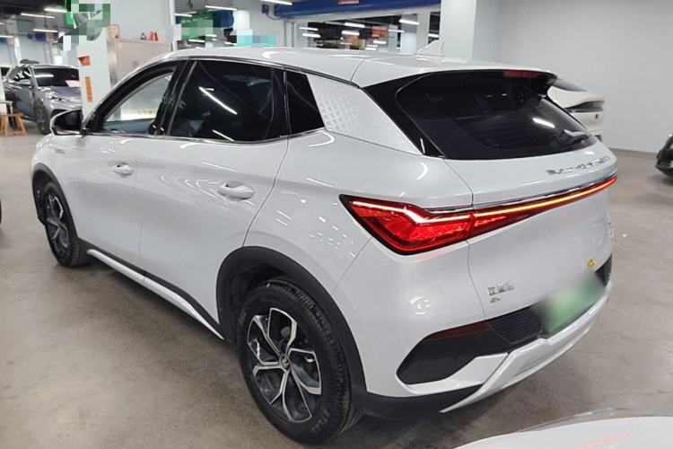 BYD Yuan Plus 2023 #5 BYD Yuan Plus 2023 car image #5