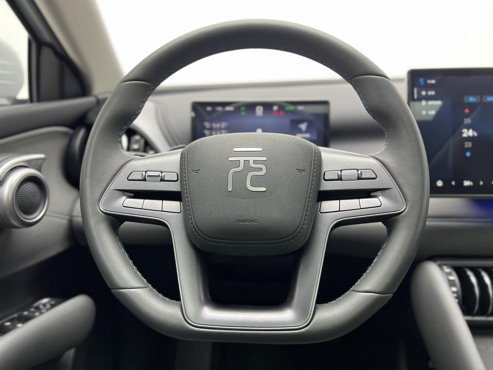 BYD Yuan Plus 2025 immagine di auto #16