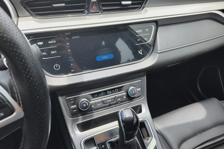 GEELY Emgrand 2020 #17 GEELY Emgrand 2020 car image #17