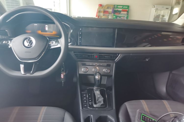 Volkswagen Lavida 2021 car image #17