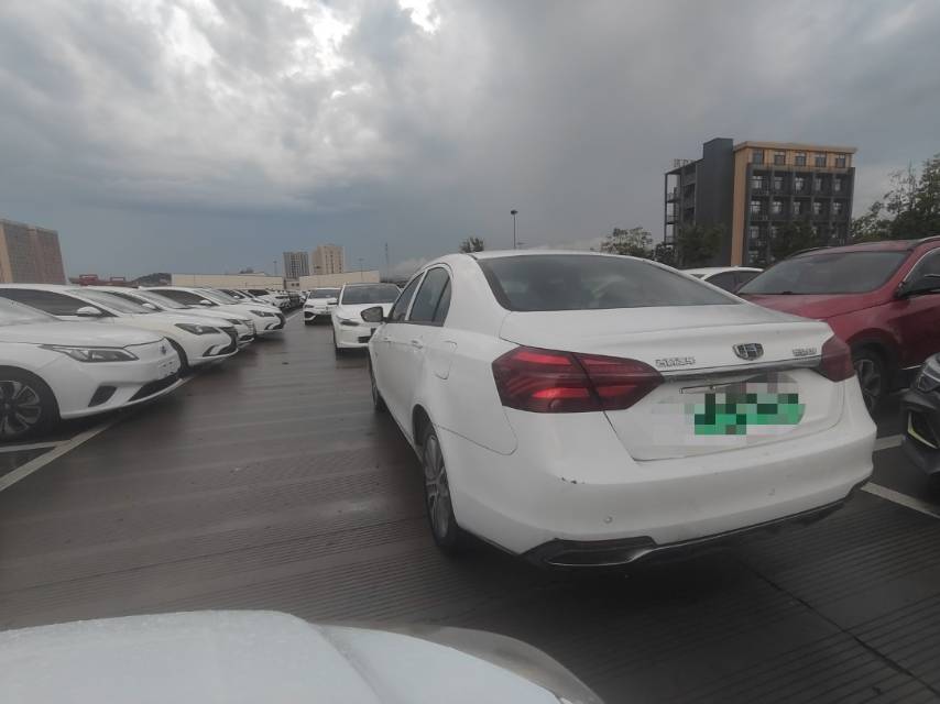GEELY Emgrand New Energy 2018 car image #4