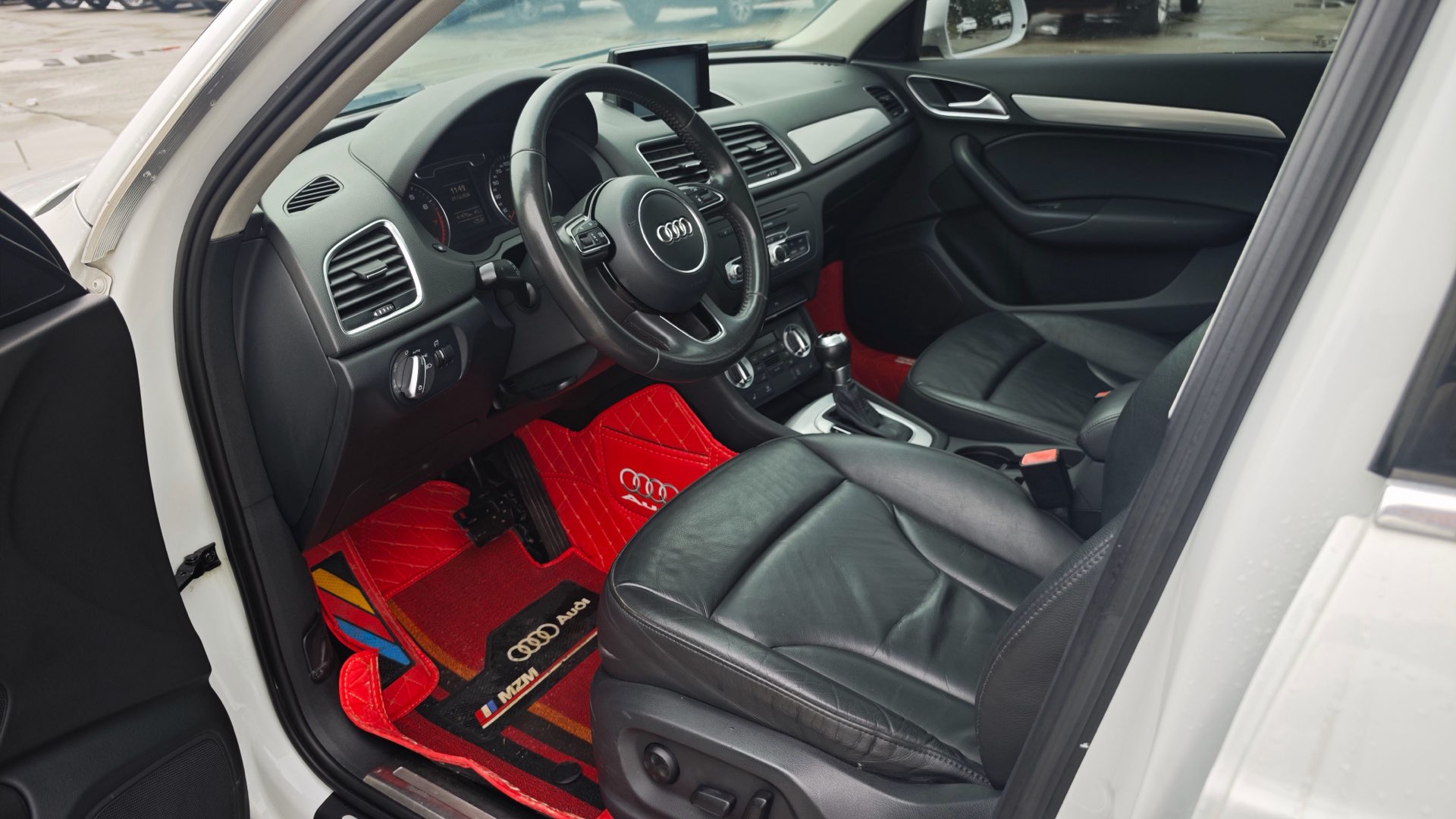 Audi Q3 2014 #4 Audi Q3 2014 car image #4