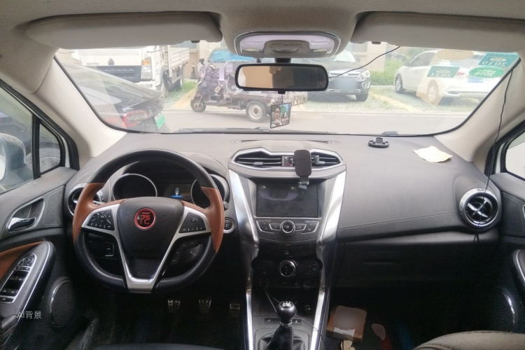 BYD Yuan 2017 #11 BYD Yuan 2017 car image #11