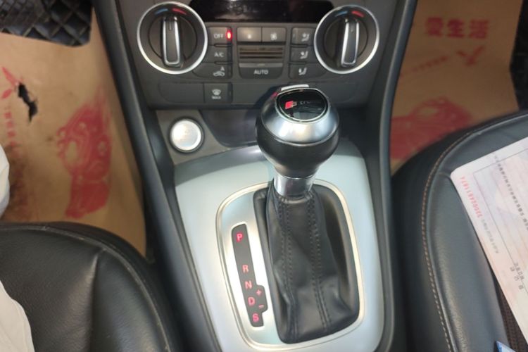 Audi Q3 2017 #14 Audi Q3 2017 car image #14