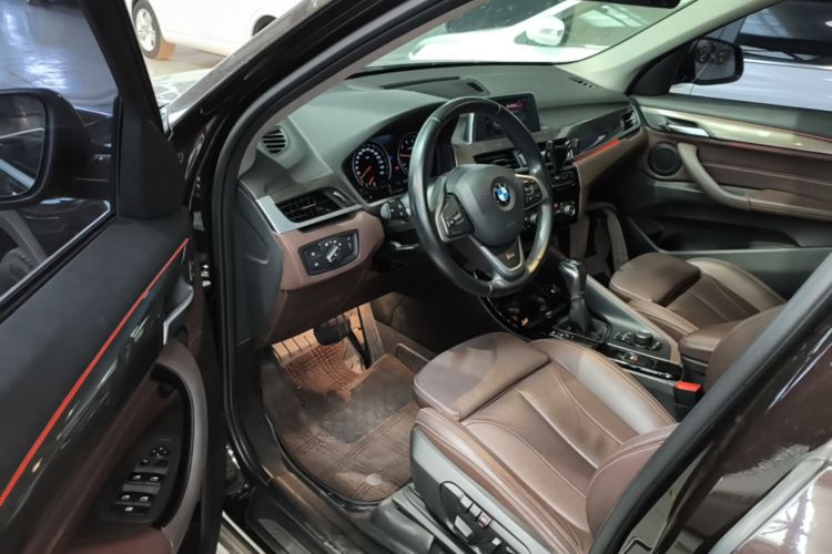BMW X1 2019 car image #16