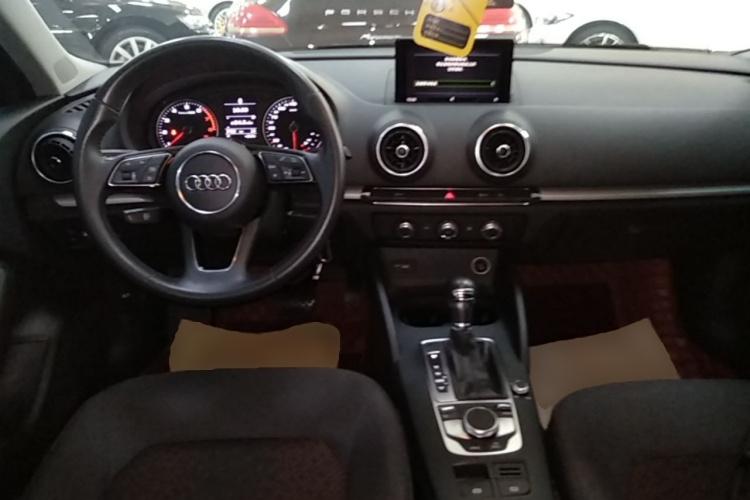 Audi A3 2020 immagine di auto #11