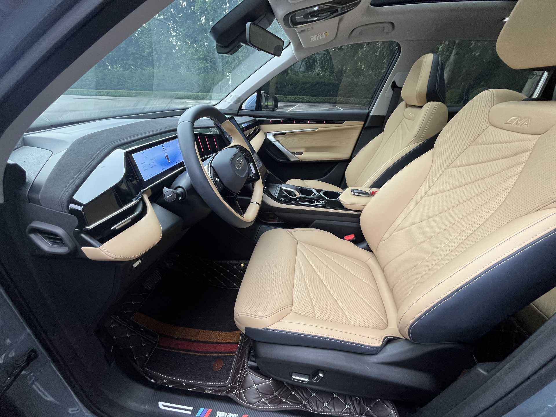GEELY Boyue L 2024 #13 GEELY Boyue L 2024 car image #13
