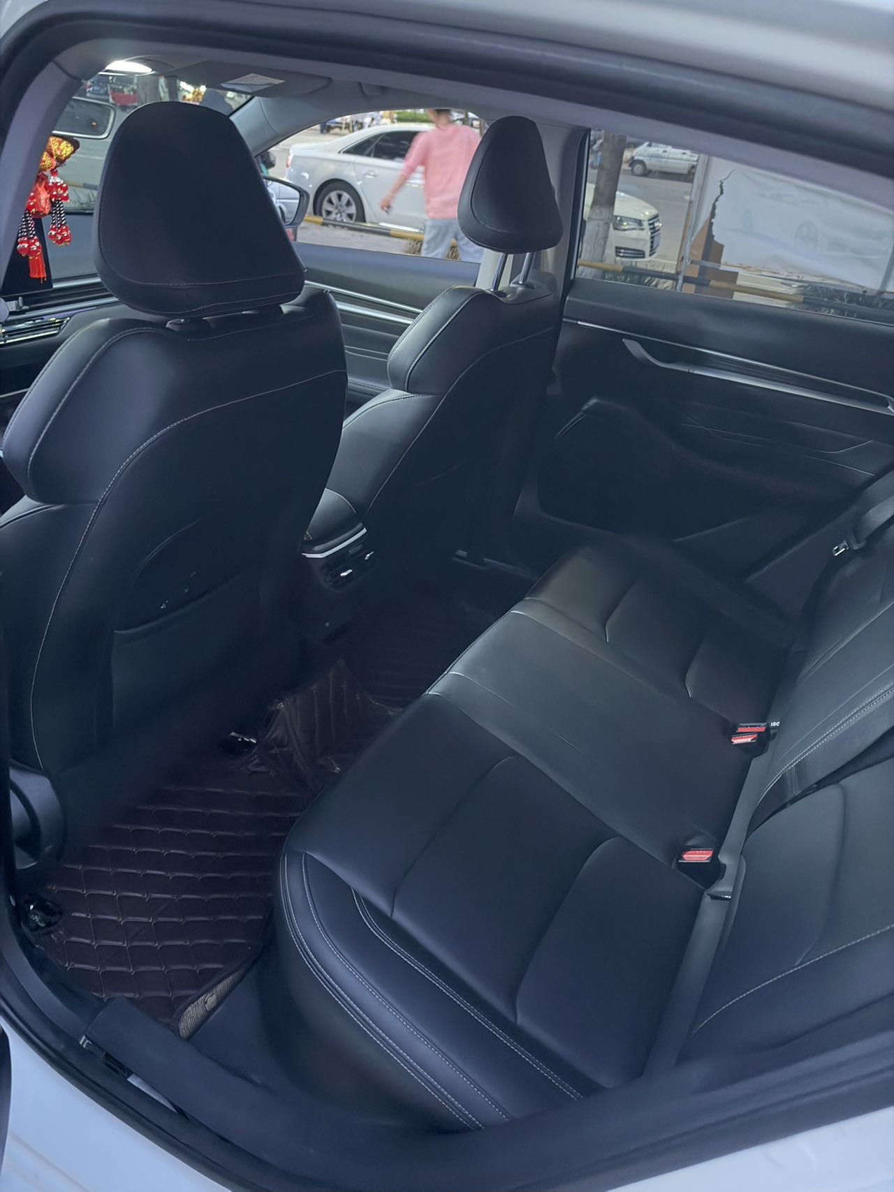 GEELY Emgrand 2024 #6 GEELY Emgrand 2024 изображение автомобиля #6