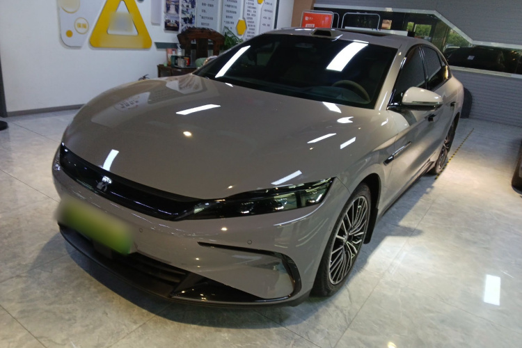 BYD Han 2024 car image #2