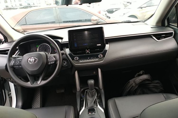 Toyota Corolla Cross 2023 car image #10