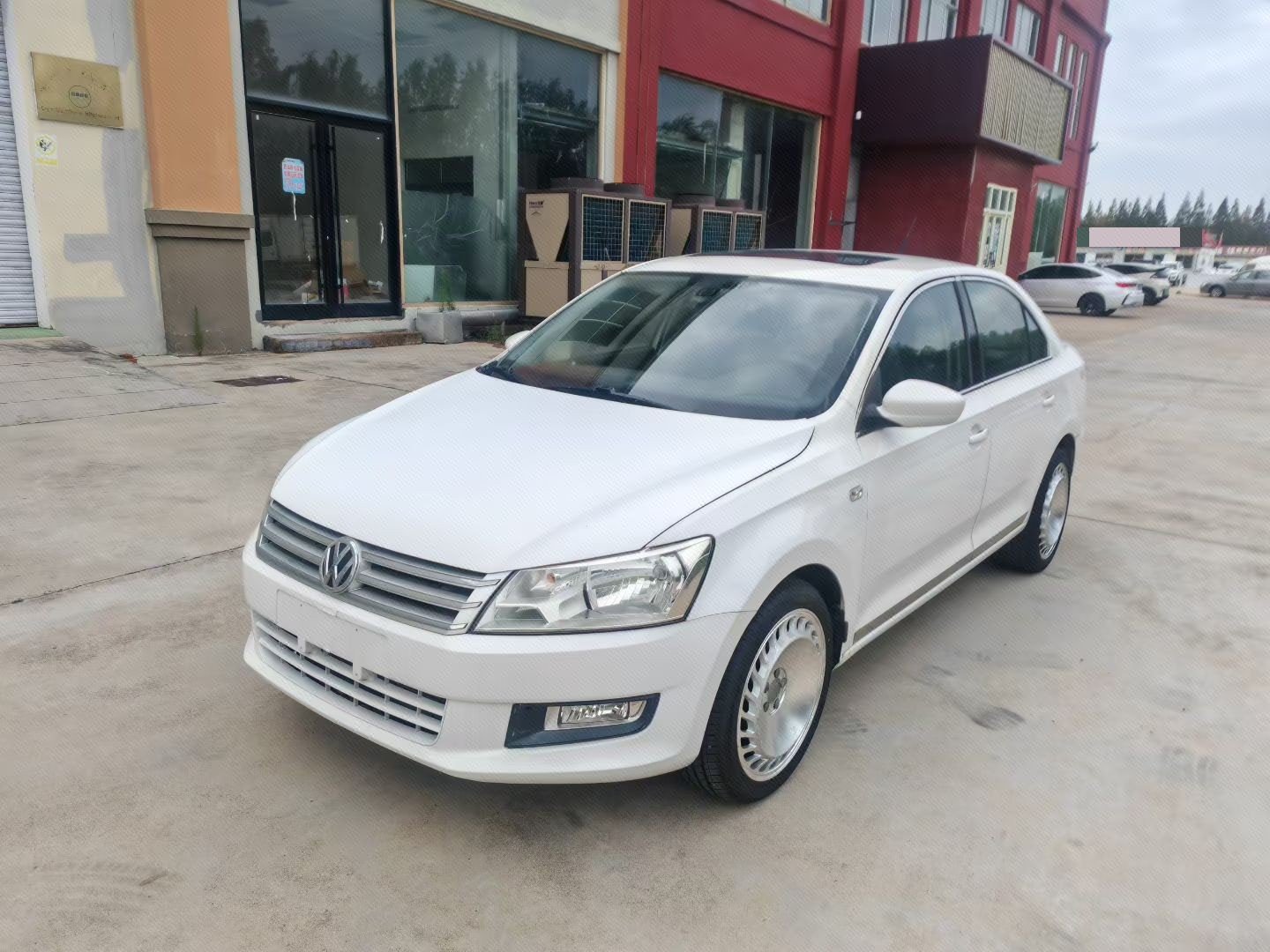 Volkswagen Santana 2015 car image 