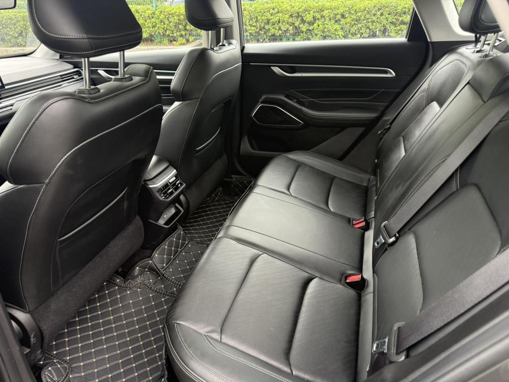 GEELY Emgrand 2023 car image #15