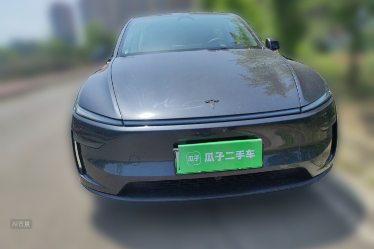 Tesla Model Y 2025 #3 Tesla Model Y 2025 car image #3