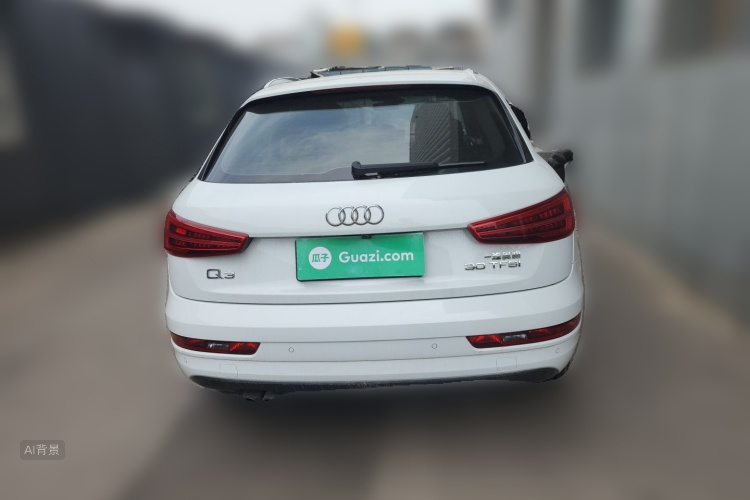 Audi Q3 2019 car image #6