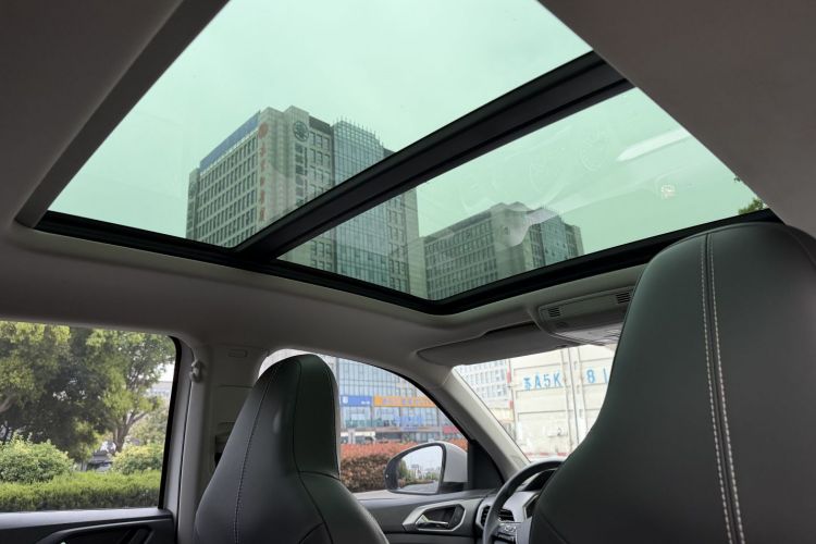 Volkswagen T-Cross 2020 car image #15