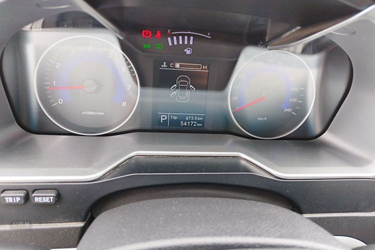 GEELY Emgrand 2016 #14 GEELY Emgrand 2016 car image #14