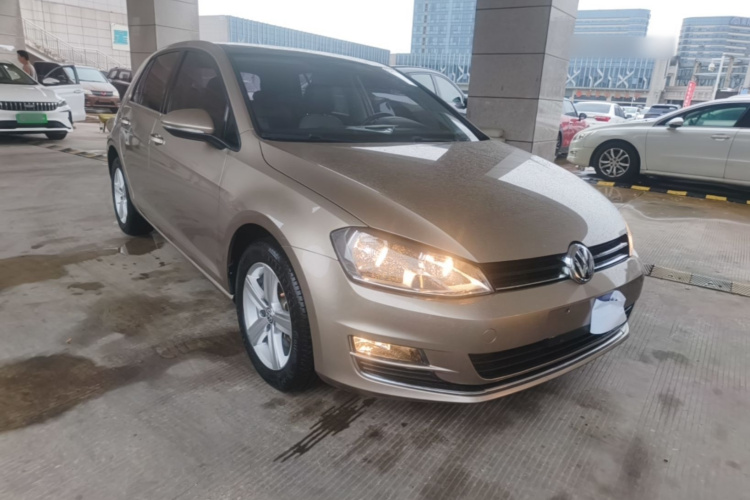 Volkswagen Golf 2016 car image #4