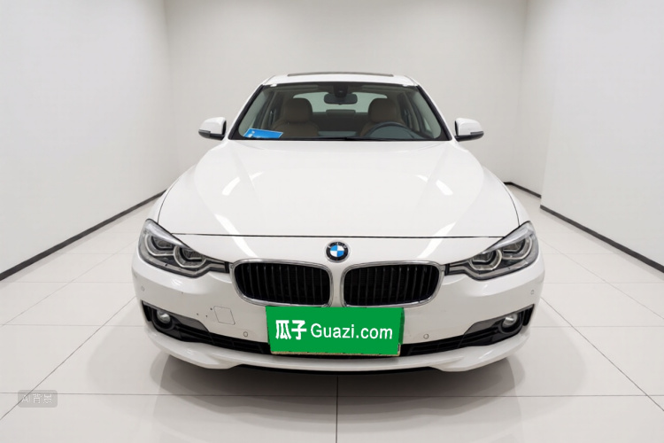 BMW 3 Series 2017 immagine di auto #3