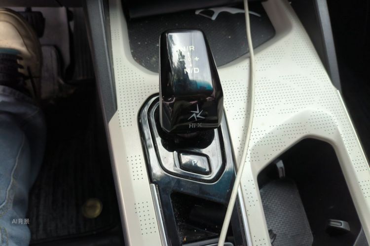 GEELY Emgrand L HiP 2022 صورة سيارة #16