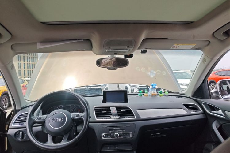 Audi Q3 2015 #18 Audi Q3 2015 car image #18
