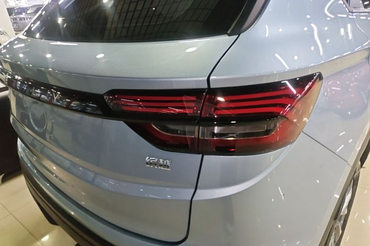 GEELY Coolray 2024 car image #8