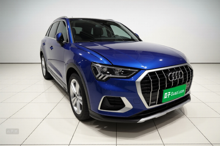Audi Q3 2020 car image #4