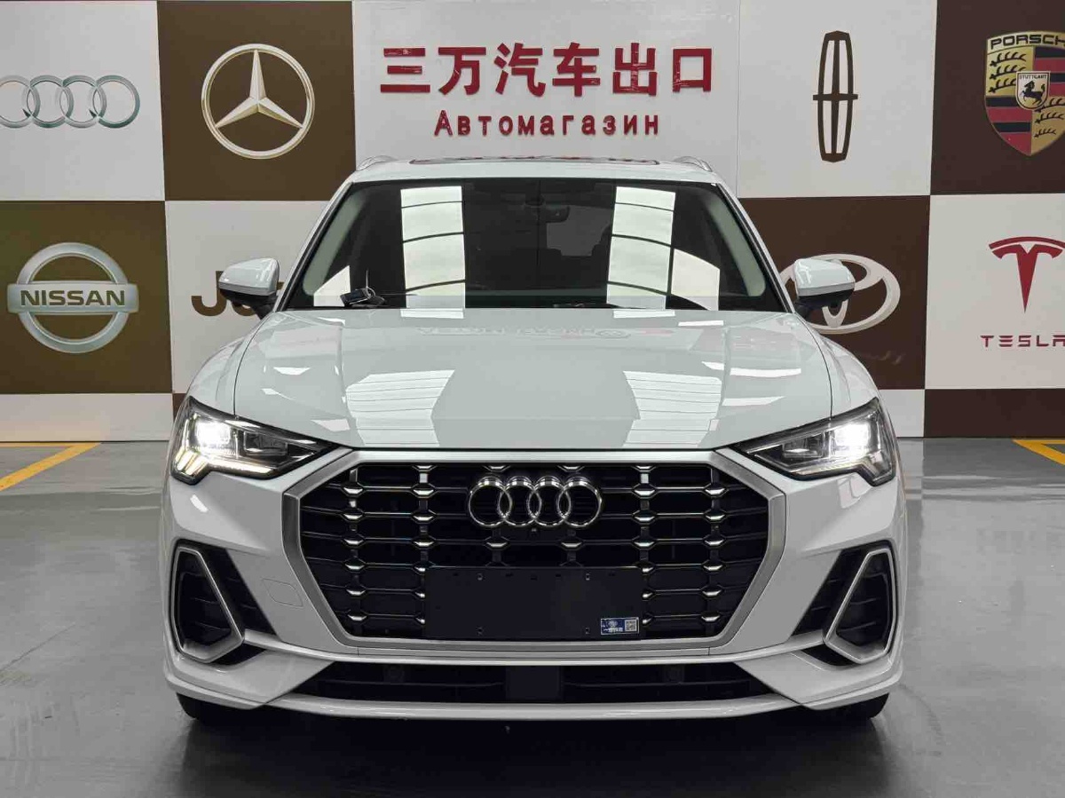 Audi Q3 2022 #2 Audi Q3 2022 car image #2