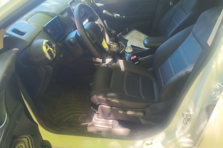 BYD Yuan New Energy 2019 car image #17