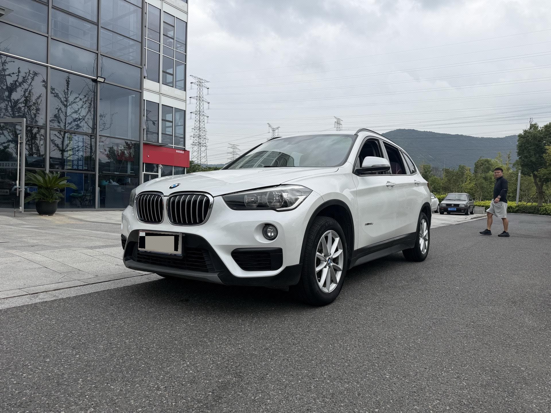 BMW X1 2016 car image 