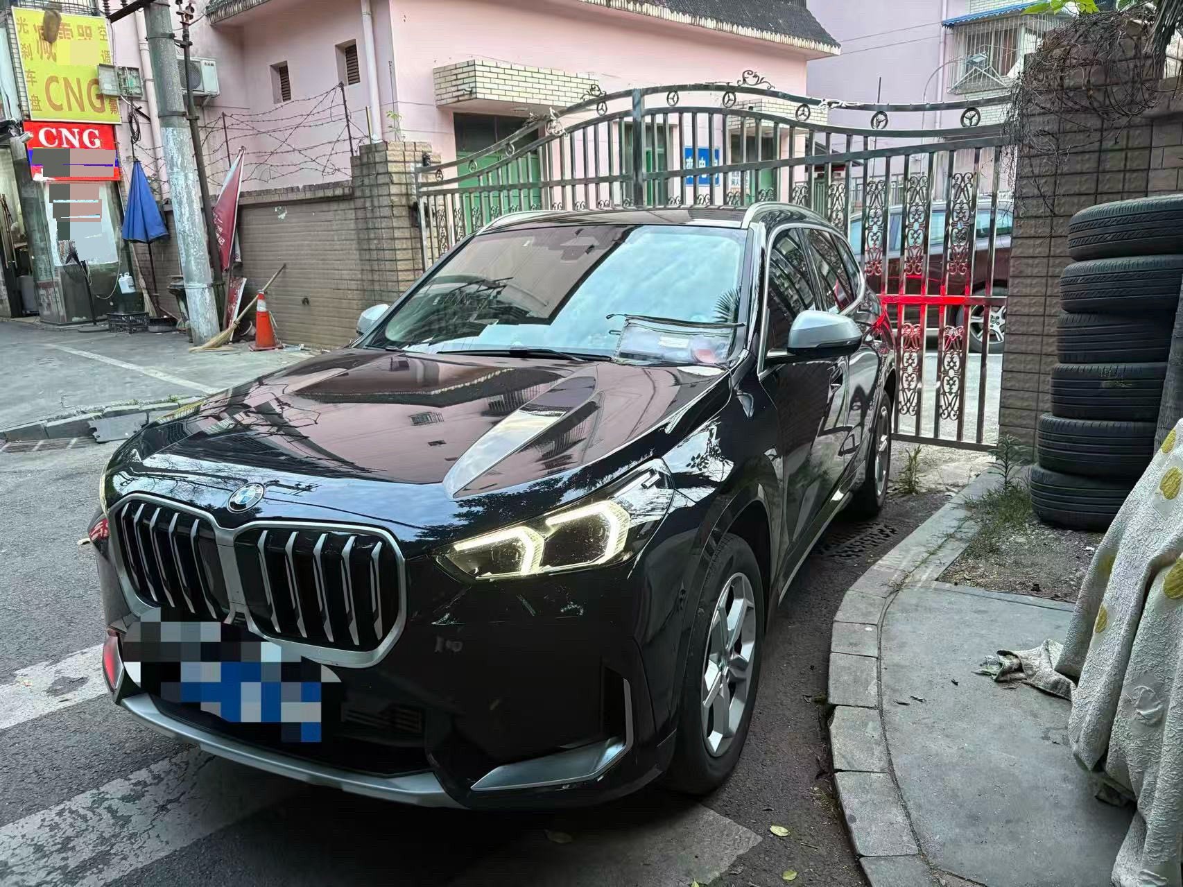 BMW X1 2023 car image 