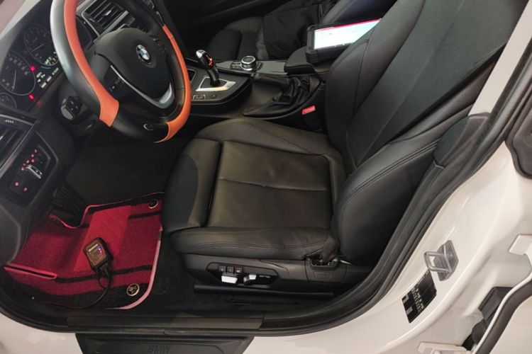 BMW 3 Series GT 2019 #15 BMW 3 Series GT 2019 car image #15