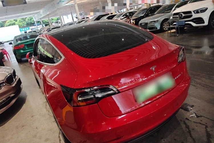 Tesla Model 3 2020 car image #5