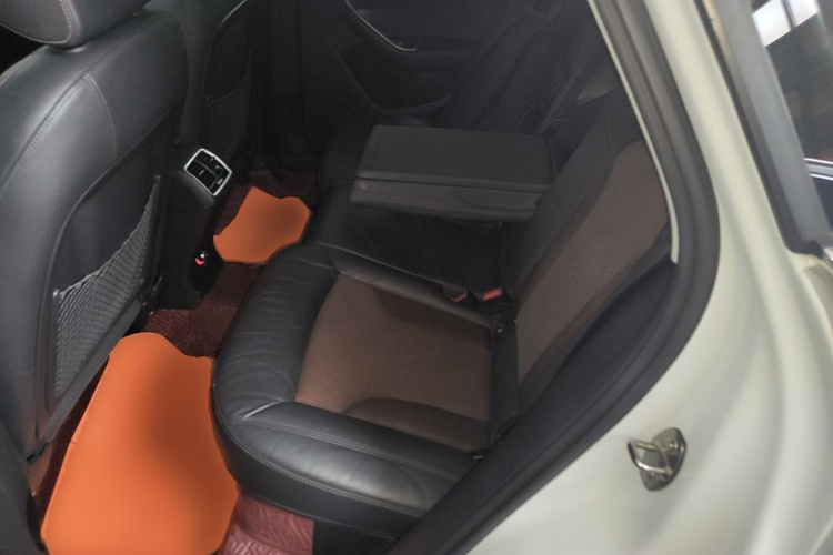 Audi Q3 2018 #17 Audi Q3 2018 car image #17