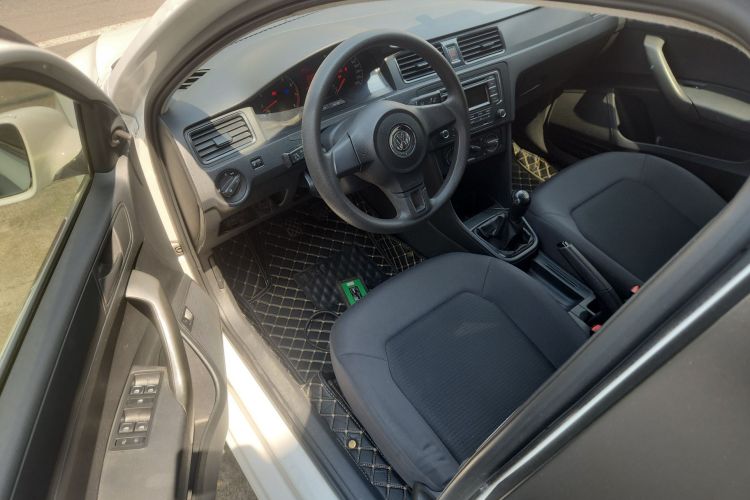 Volkswagen Santana 2016 صورة سيارة #16