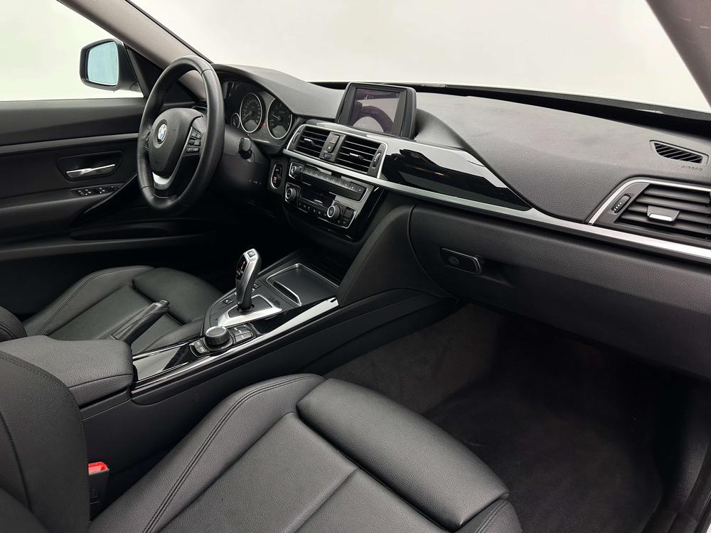 BMW 3 Series GT 2018 #22 BMW 3 Series GT 2018 immagine di auto #22